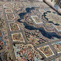 فرش زمینه سورمه ای
