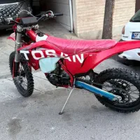 موتور کراس طرح گس گس