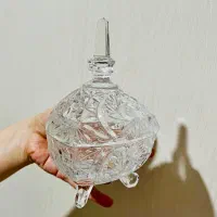 شکلات‌خوری کریستال - خورشیدی