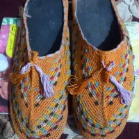 یک جفت گیوه دخترانه