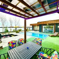 اجاره روزانه کد ۰۸/شهرکی/استخر چهارفصل