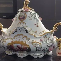 دکوری گل برجسته