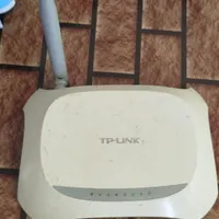 یک عدد مودم تی پی لینک