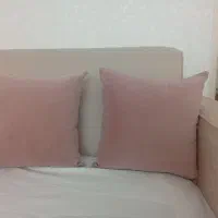 چهار عدد کوسن پر شده با الیاف