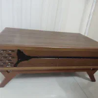 میز جلو مبلی کاملا سالم