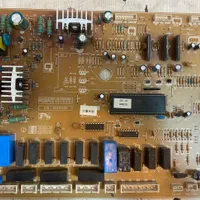 یخچال مرکز تعمیرات برد یخچال فریزر|خدمات پیشه و مهارت|اصفهان, درب کوشک|دیوار