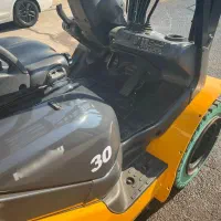 لیفتراک ۳ تن کوماتسو خط ۱۷ مدل ۲۰۱۷ گازسوز درحد|خودرو سنگین|تهران, بروجردی|دیوار