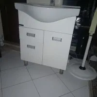 سینک دستشویی کابینت دار با شیر