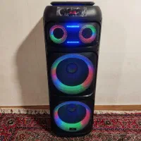 باند اور اسپیکر بزرگ