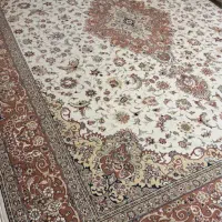 فرش ۱۲ متری ۱۰۰۰ شانه فروش به علت مهاجرت