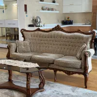 مبلمان کلاسیک ۷ نفره و غذاخوری ۸ نفره چوب گردو|مبلمان خانگی و میز عسلی|ساری, |دیوار