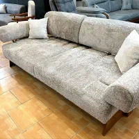 هلن مبل راحتی جدید و فوق العاده زیبا فروشگاه نفیس|مبلمان خانگی و میز عسلی|اصفهان, کساره|دیوار