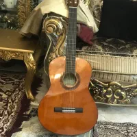 گیتار یاماهاc40اصل بسیار تمیز