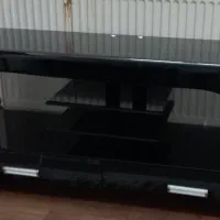 میز تلوزیون شیشه ای