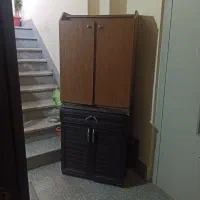 جا کفشی و کتاب خانه