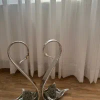 مجسمه قو با دوتا شمع