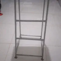 چهار پایه فلزی ۱ عدد