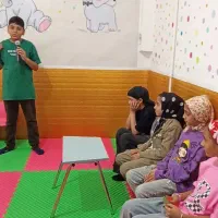 کلاس های فن بیان و اعتماد بنفس کودکان و نوجوانان