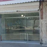 مغازه شیک بازسازی شده حاشیه خیابان شهرک