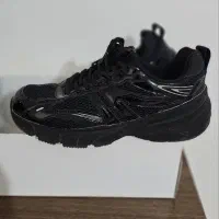 کفش اسپرتی وارداتی|کیف، کفش، کمربند|ماکو, |دیوار