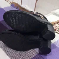 نیم بوت نونو فرش به علت سایزپام ن ۳۸قالب کوچک