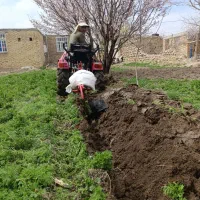 شخم زنی باغ وباغشهر باتراکتورکمرشکن