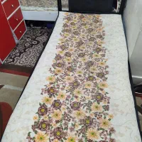 تخت یک نفره فرفوژه سالم  همراه کشو