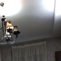 لوستر با شید مشکی سالم و در حد نو