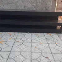 میز تلویزیون و تابلو