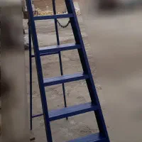 پله آهنی نردبان