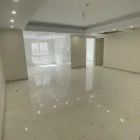 ۸۶ متر / کلید نخورده/ رو به آفتاب