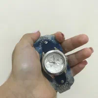 ساعت از برند GUESS