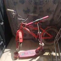اسکوتر همراه با دوچرخه