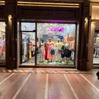 مغازه تجاری در انزل مال انزلی|فروش مغازه و غرفه|بندر انزلی, پردیس|دیوار