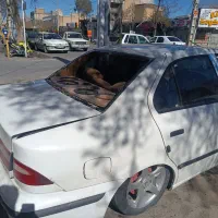 شیشه اتومبیل دانیال