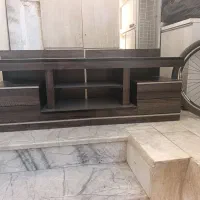 زیر تلویزیون سالم بسیار تمیز