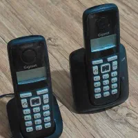 تلفن دو گوشی هلندی اصل سوغاتی آوردن برام