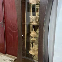 ویترین یا بوفه شیشه ای|بوفه، ویترین، کنسول|گوراب زرمیخ, |دیوار