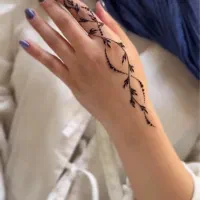 ورکشاپ طراحی باحنا روی بدن