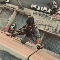 کار با طناب بدون‌ داربست پیچ رولپلاک نما برق کاری