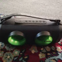 اسپیکر  Beecaro