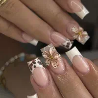 مدل جهت خدمات کاشت ، ترمیم ، طراحی ناخن ژورنالی|خدمات آرایشگری و زیبایی|تهران, جنت‌آباد مرکزی|دیوار