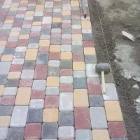 انجام کار ساختمانی بنا ی