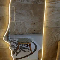 آینه قدی نئون چهره بک لایت