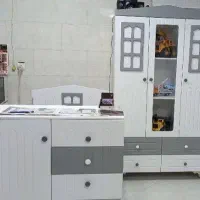 تخت و کمد دومنظوره نوزاد و نوجوان با تشک فنری نو