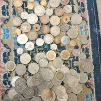 مقداری پول سکه|کلکسیون سکه، تمبر، اسکناس|لاهیجان, آهندان|دیوار