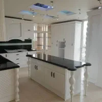 کورین کوارتز اسپیل مارمونایت