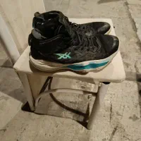 کفش ورزشی ASICS دسته دوم ولی با کیفیت سایز 43