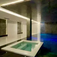 آ‌پارتمان ویلا ۲۵۰ متر سه خواب ** تاپ لوکیشن **