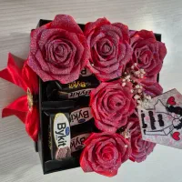 ولنتاین|گل مصنوعی|شاهین‌شهر, فردوسی|دیوار